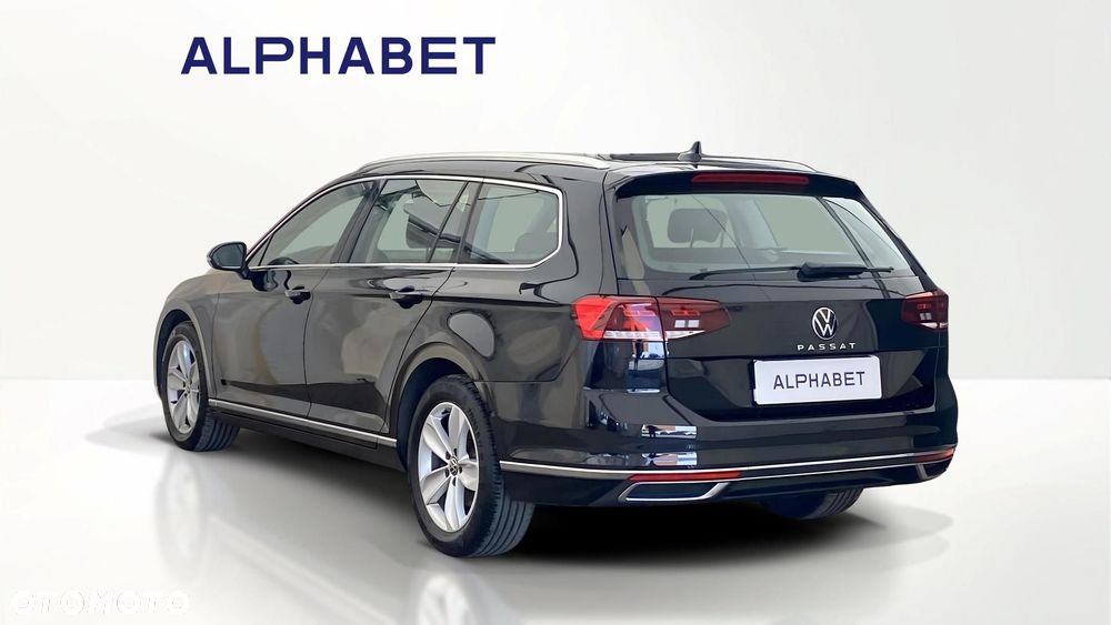 Volkswagen Passat - 3