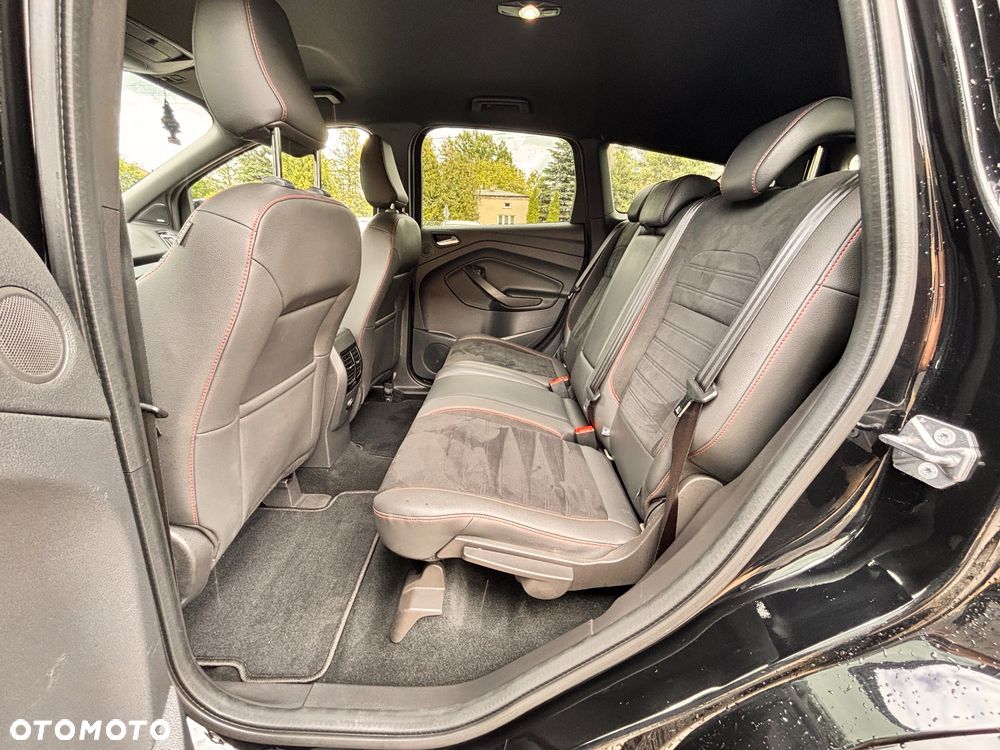 Ford Kuga - 10