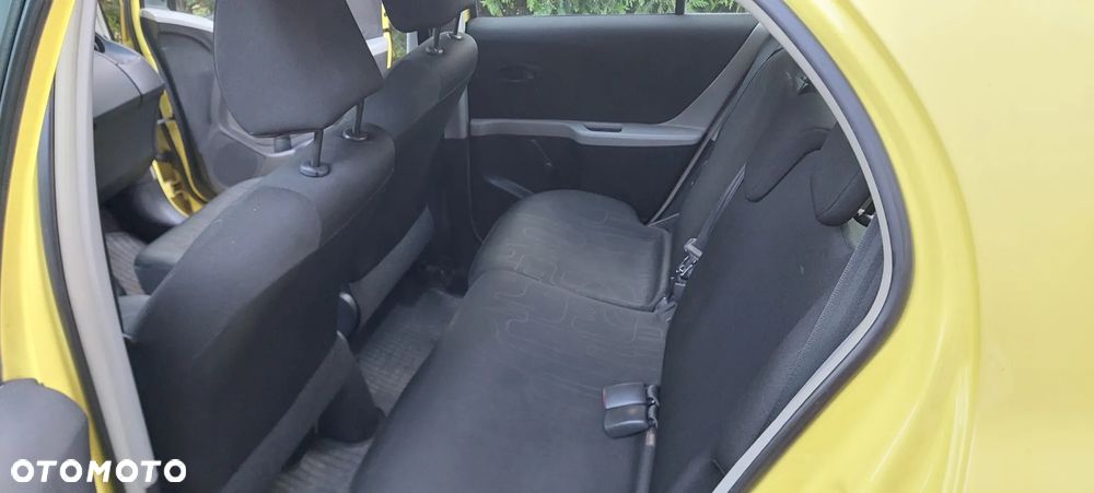 Toyota Yaris 1.33 Luna - 11