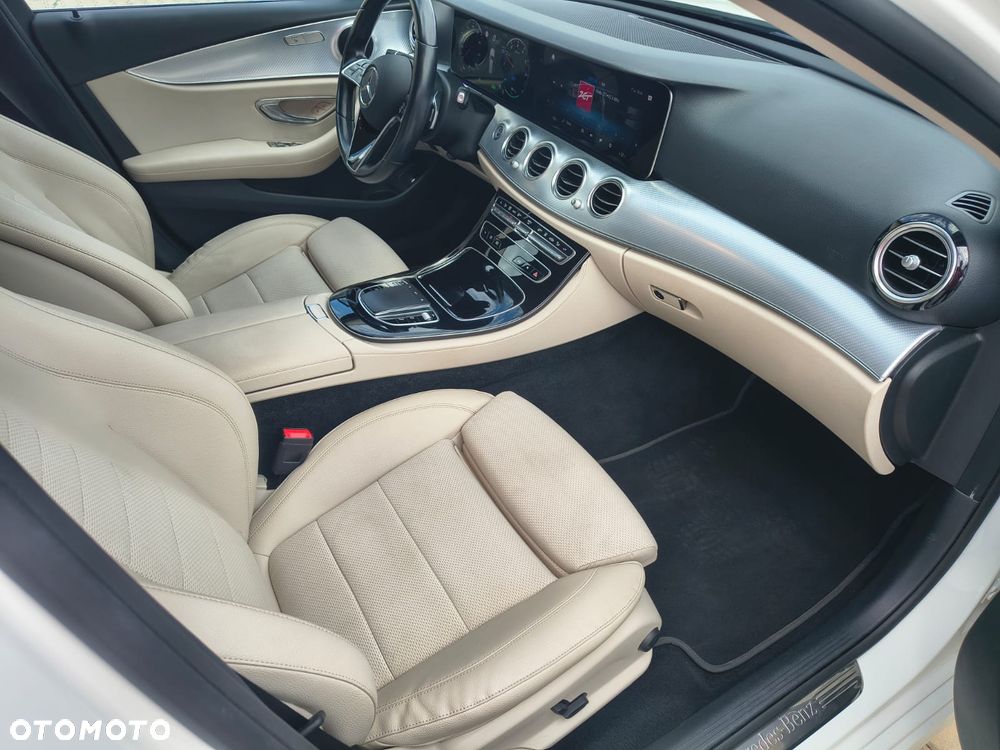 Mercedes-Benz Klasa E 300 de 9G-TRONIC Avantgarde - 11