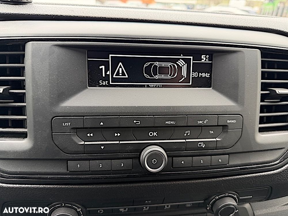 Opel Vivaro Diesel XL Flexcab - 13