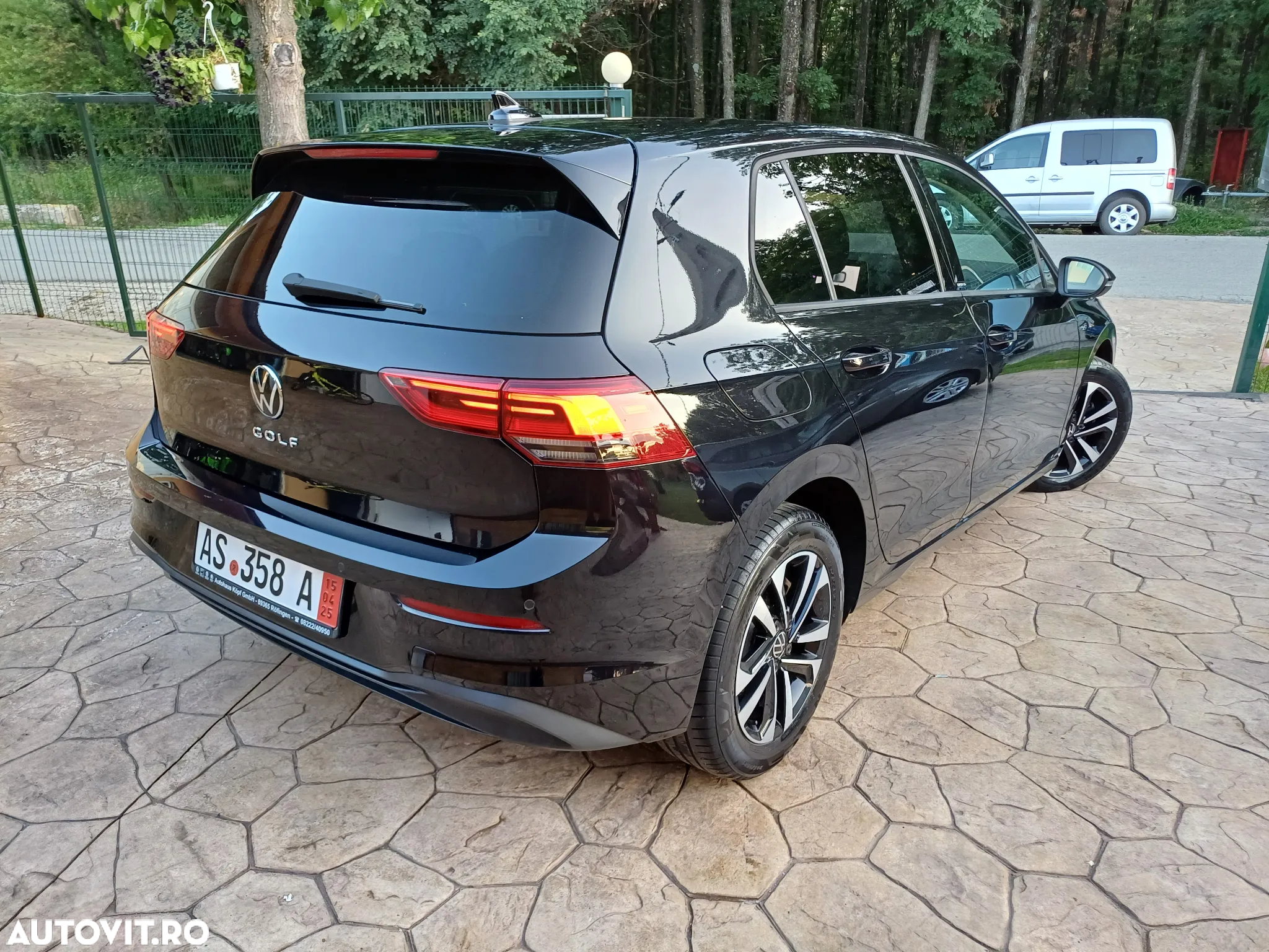 Volkswagen Golf 1.5 TSI OPF United - 3