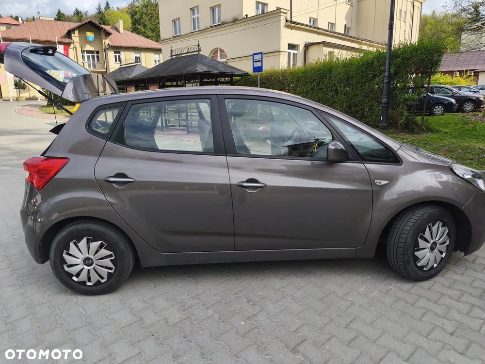 Hyundai ix20 1.4 CRDi blue Trend - 17