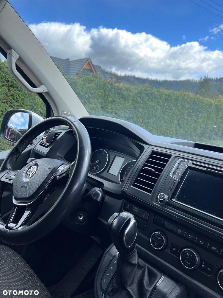 Volkswagen Caravelle 2.0 TDI L2 Comfortline DSG - 9