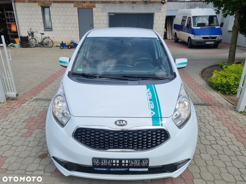 Kia Venga 1.6 CVVT Dream Team Edition - 3