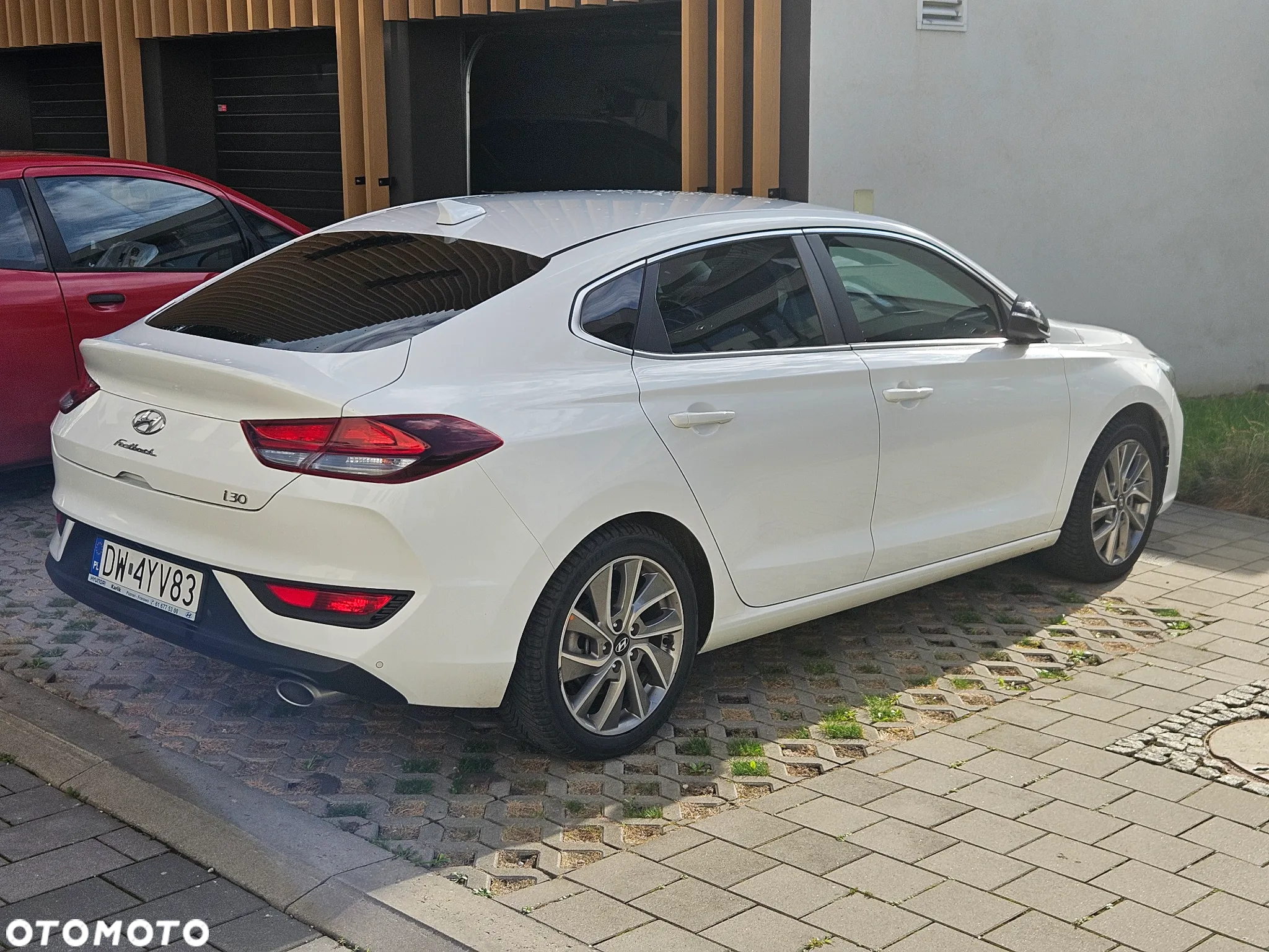 Hyundai i30 Fastback 1.4 T-GDI Comfort DCT - 4