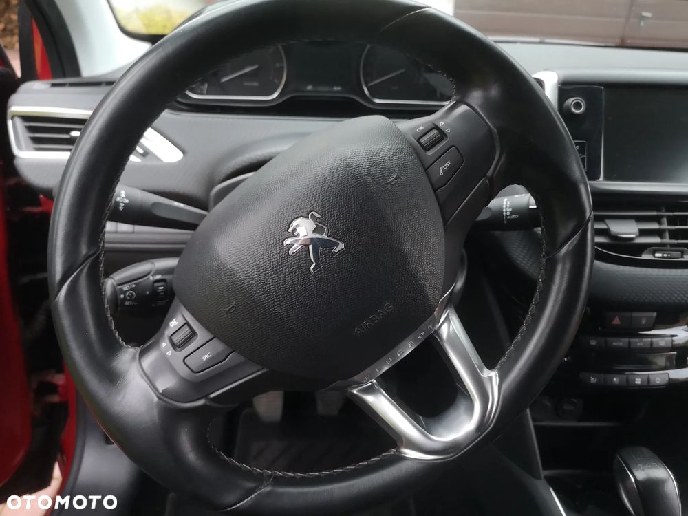 Peugeot 208 1.2 PureTech Allure S&S - 22