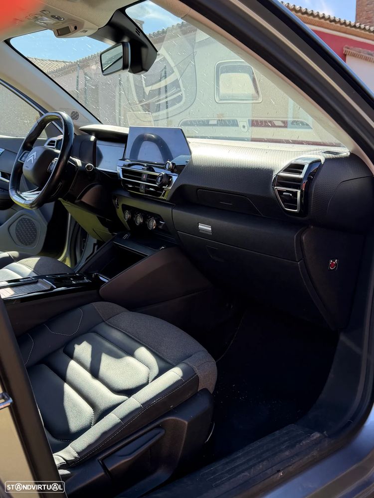 Citroën e-C4 - 13
