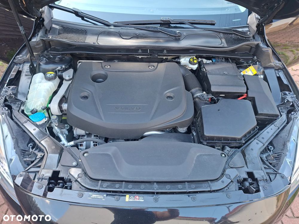 Volvo V40 D2 Drive-E Momentum - 8