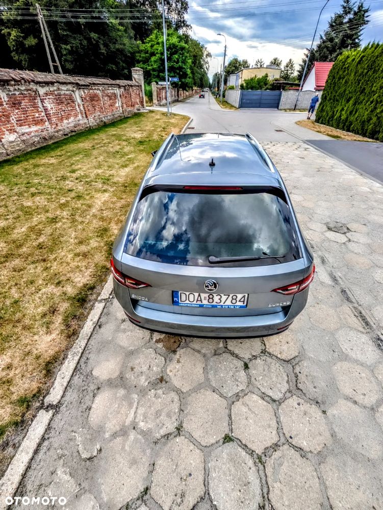 Skoda Superb 2.0 TDI Ambition DSG - 3