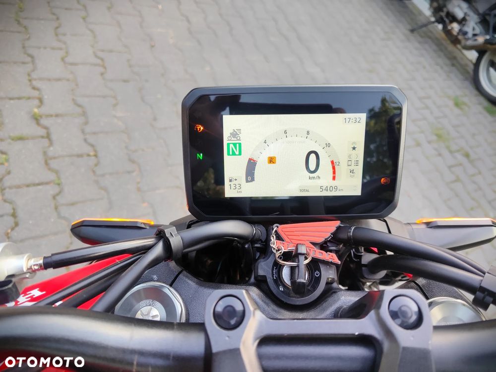 Honda Hornet - 12