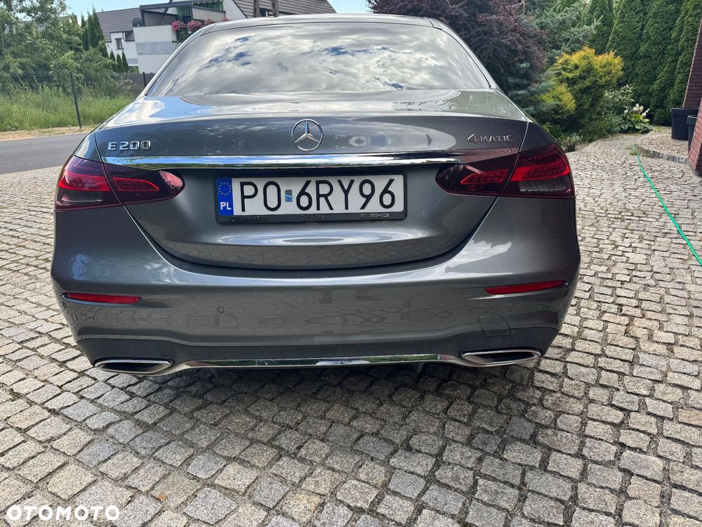 Mercedes-Benz Klasa E 200 4-Matic AMG - 6