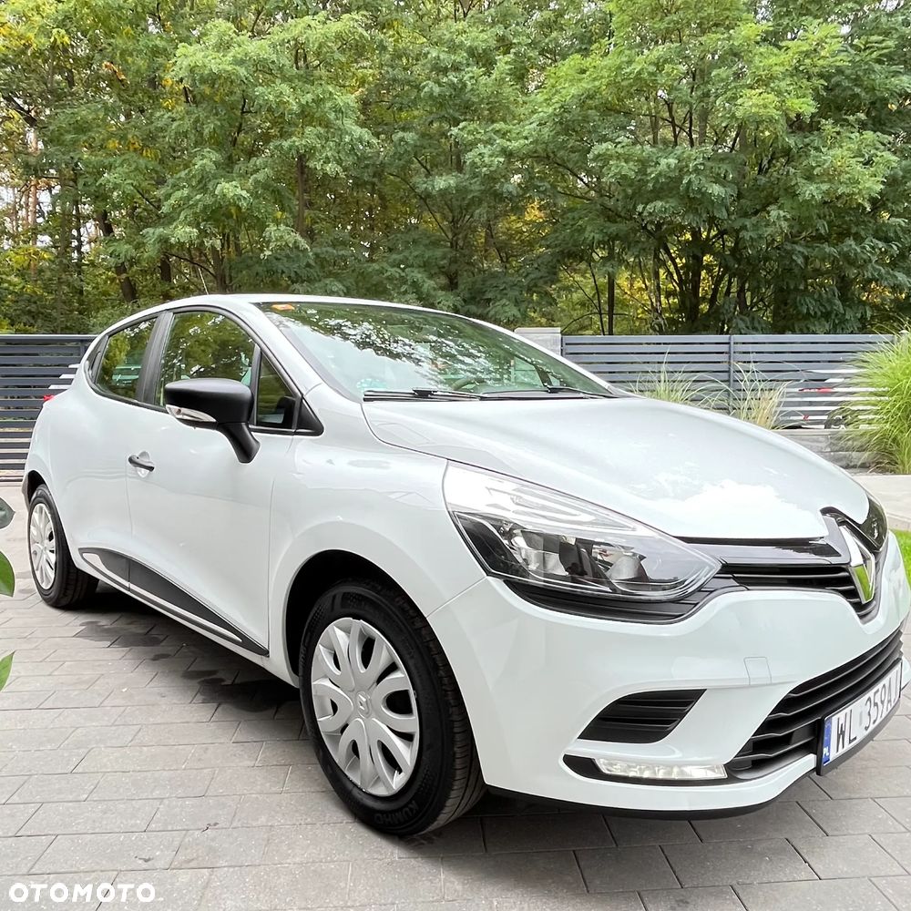 Renault Clio - 9