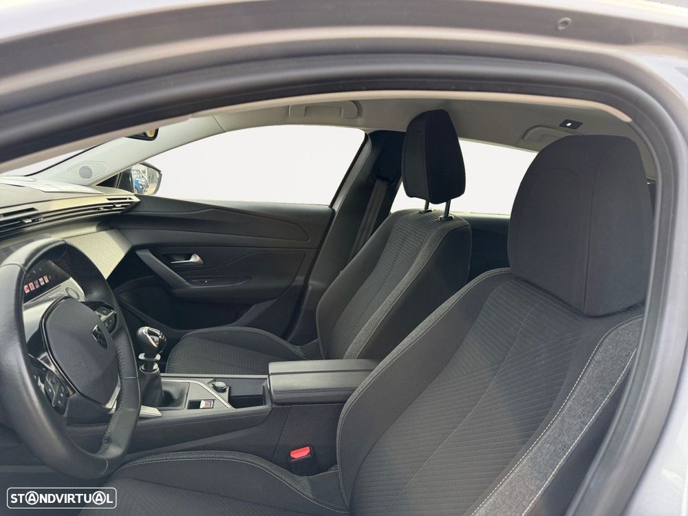 Peugeot 308 SW 1.2 PureTech Active Pack — fotografia 9