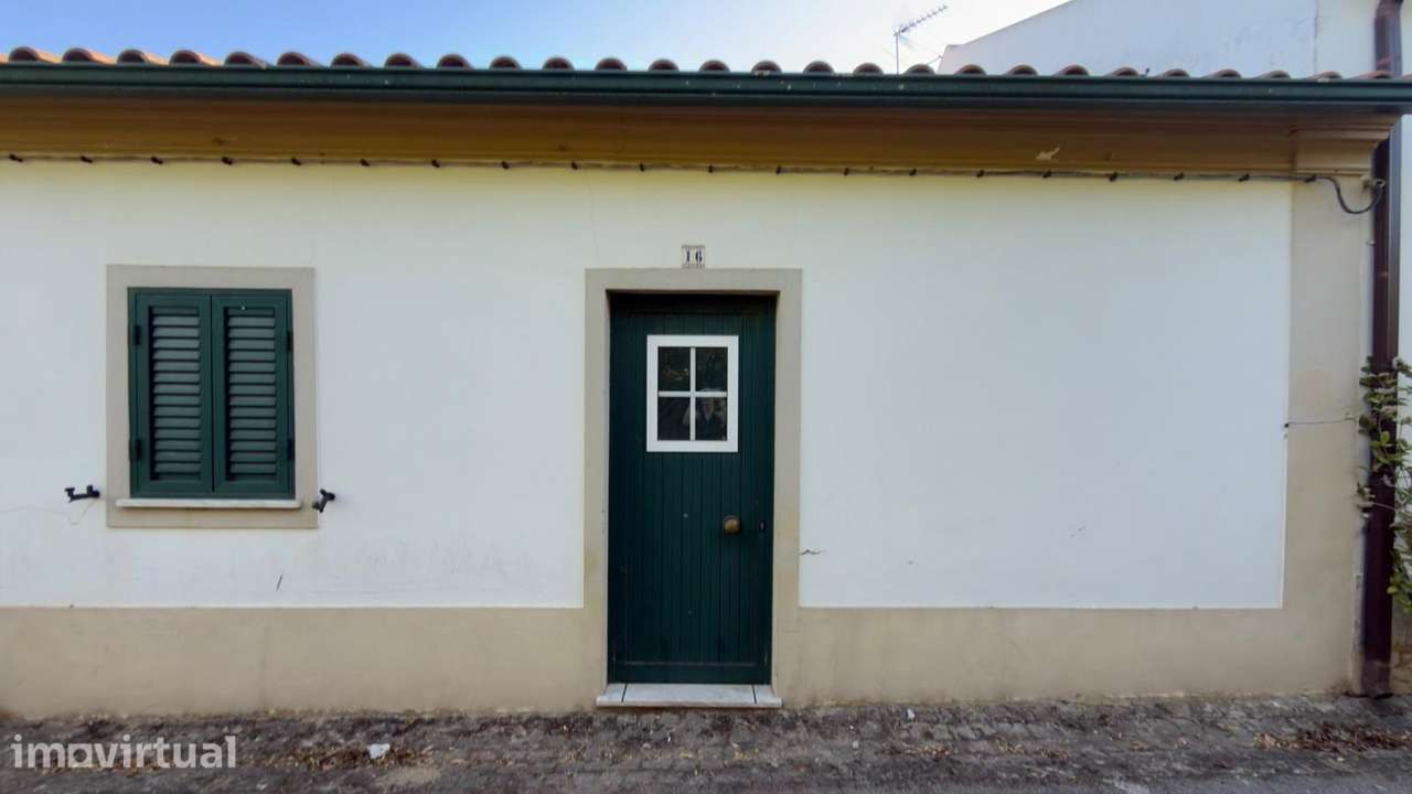 Moradia T2 com Terreno – São Miguel do Rio Torto, Abrantes - Grande imagem: 4/23