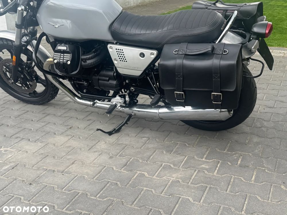 Moto Guzzi V7 - 13