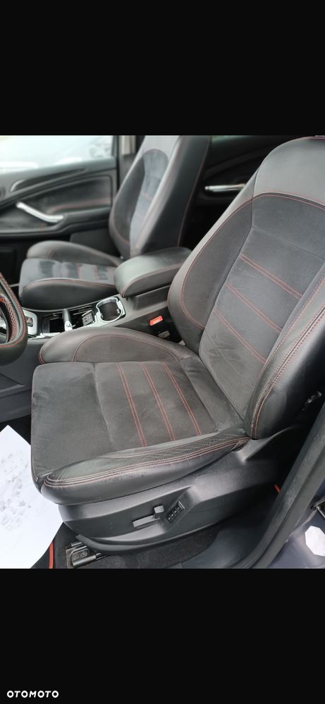 Ford S-Max - 10