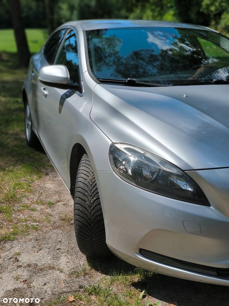 Volvo V40 D4 Drive-E Momentum - 3