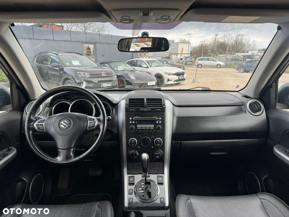 Suzuki Grand Vitara - 12