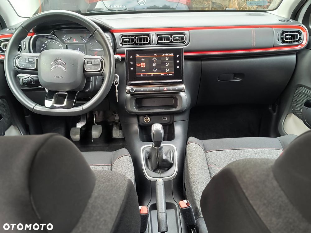 Citroën C3 1.2 PureTech Shine - 6