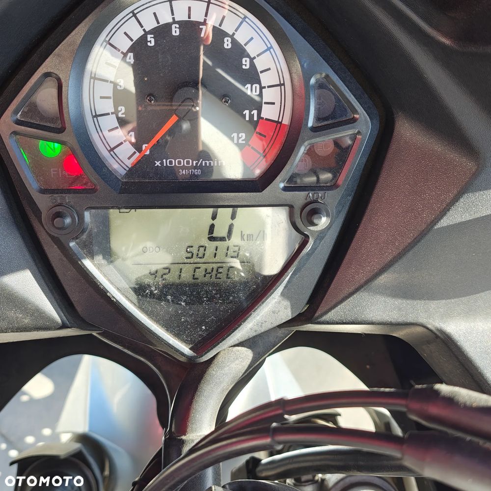 Suzuki SV - 8
