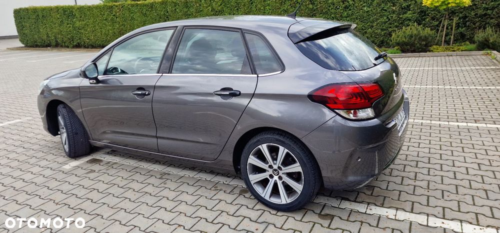 Citroën C4 PureTech 130 Stop&Start SHINE - 3