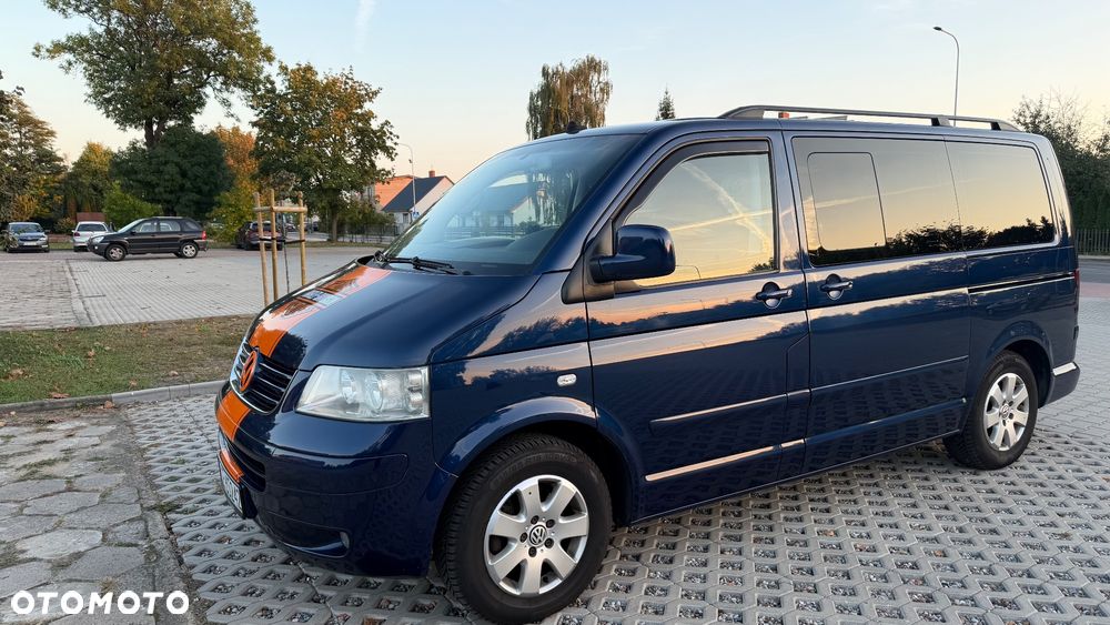 Volkswagen Multivan 2004 photo 2