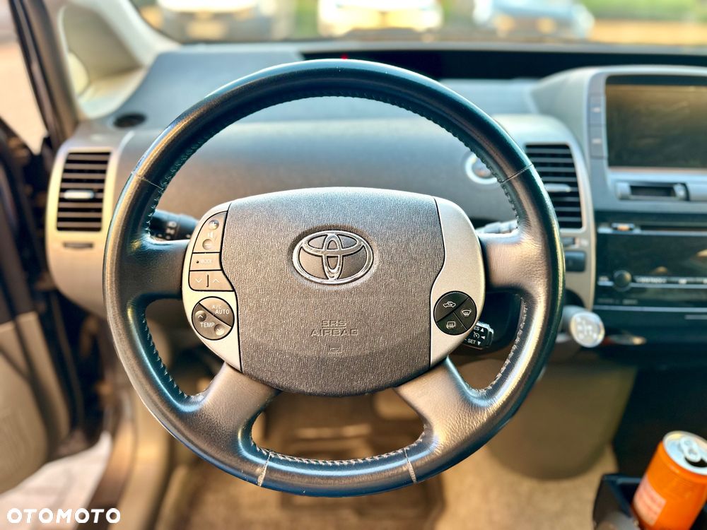 Toyota Prius 1.5 VVT-i Sol - 6