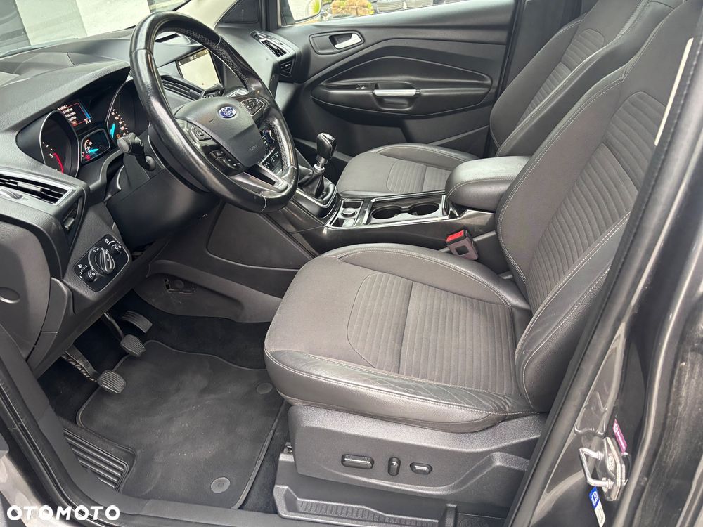 Ford Kuga 2.0 TDCi FWD Titanium - 10