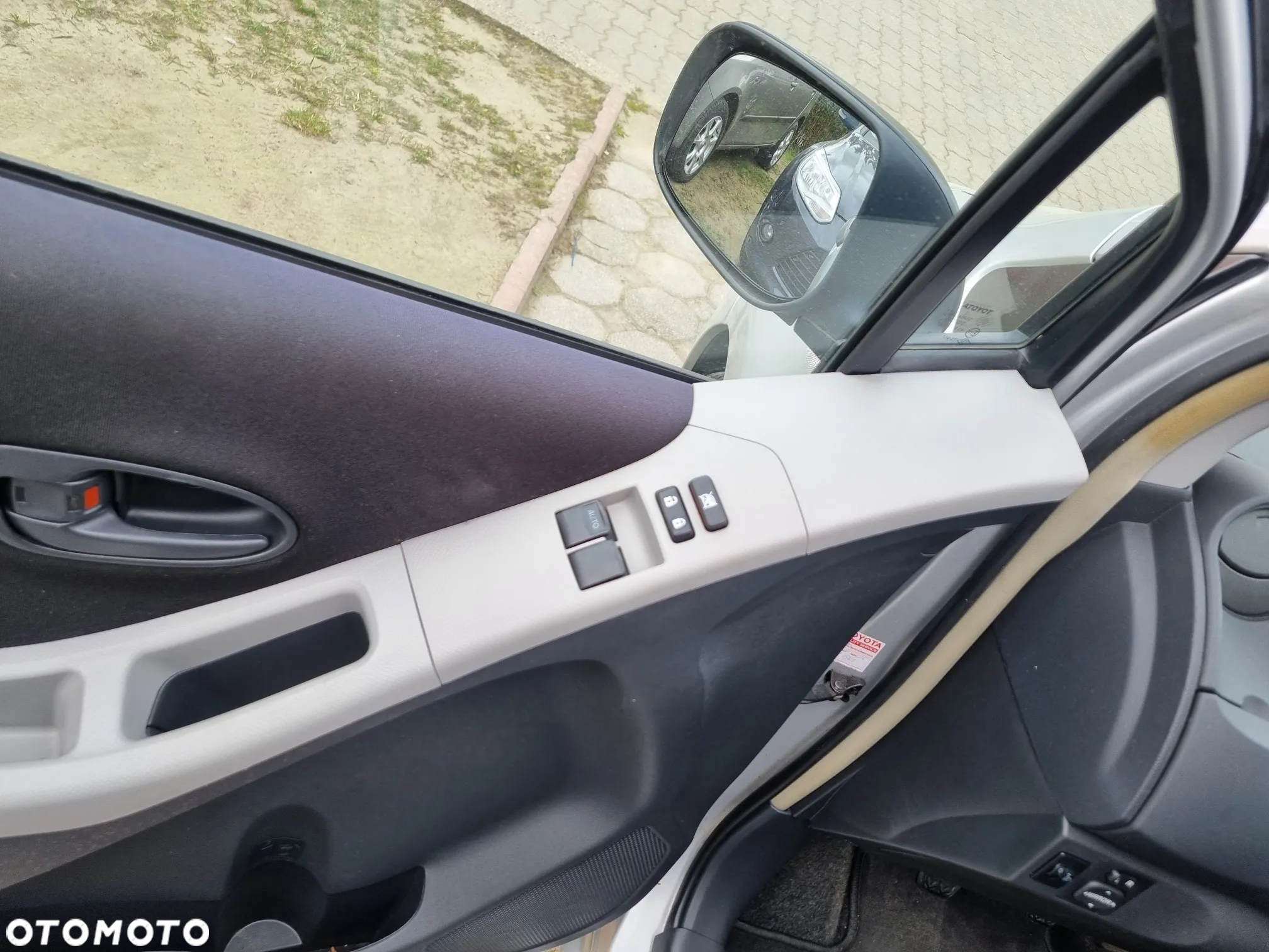 Toyota Yaris 1.33 VVT-i Cool - 10