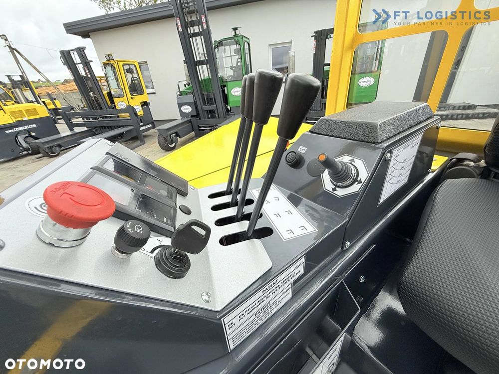 Combilift WÓZEK CZTEROKIERUNKOWY - WIELOKIERUNKOWY / CB4000 / GAS / TRIPLEX 5200MM / WOLNY SKOK / POZYCJONER WIDEŁ / PRZESUW WIDEŁ / STAN IDEALNY / Szeroka oferta wózków czterokierunkowych i bocznych, dopasowanych do różnorodnych potrzeb i zastosowań - 16