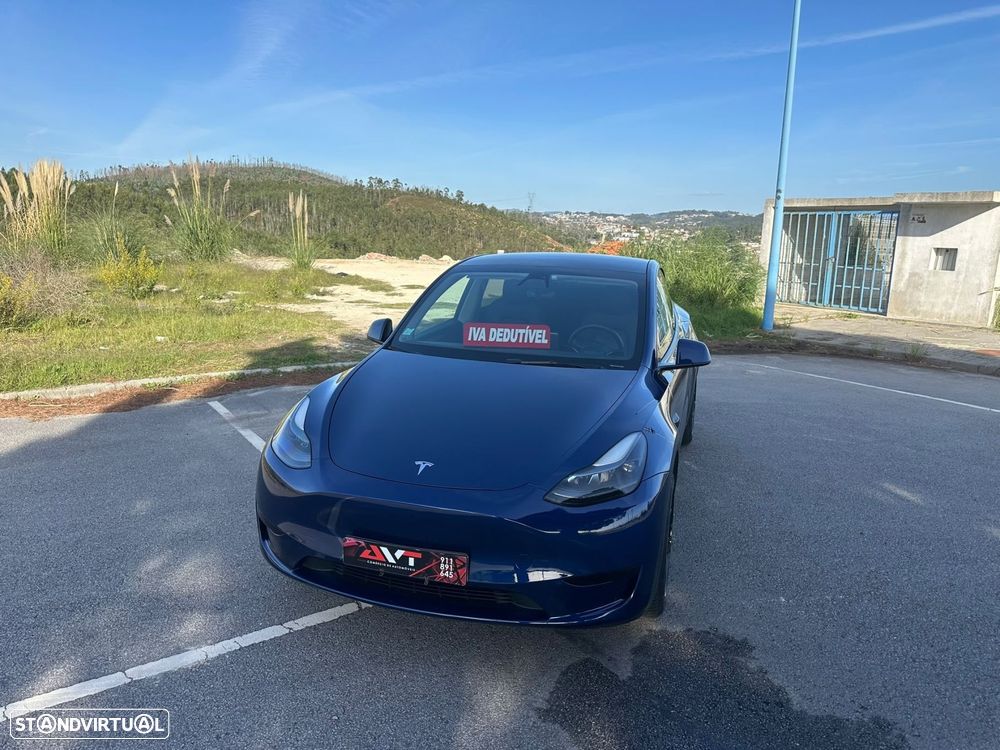 Tesla Model Y 2023 photo 4