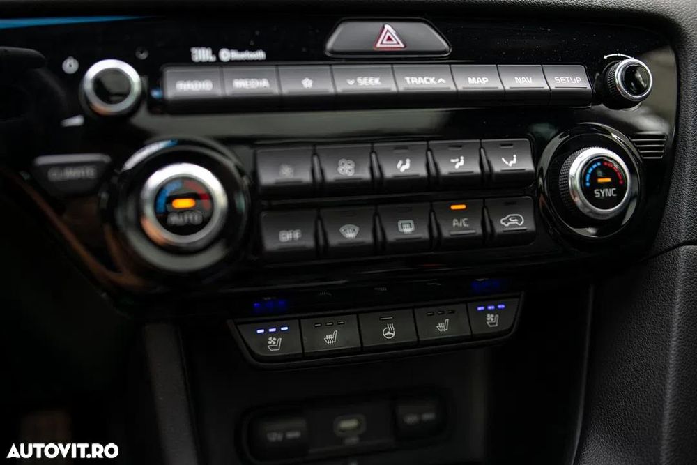 Kia Sportage 1.6 T-GDI 7DCT 4x4 GT Line - 27