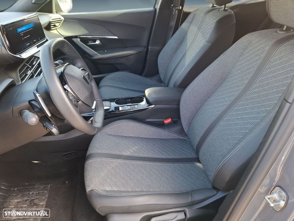 Peugeot 2008 1.2 Hybrid Allure e-DCS6 - 11