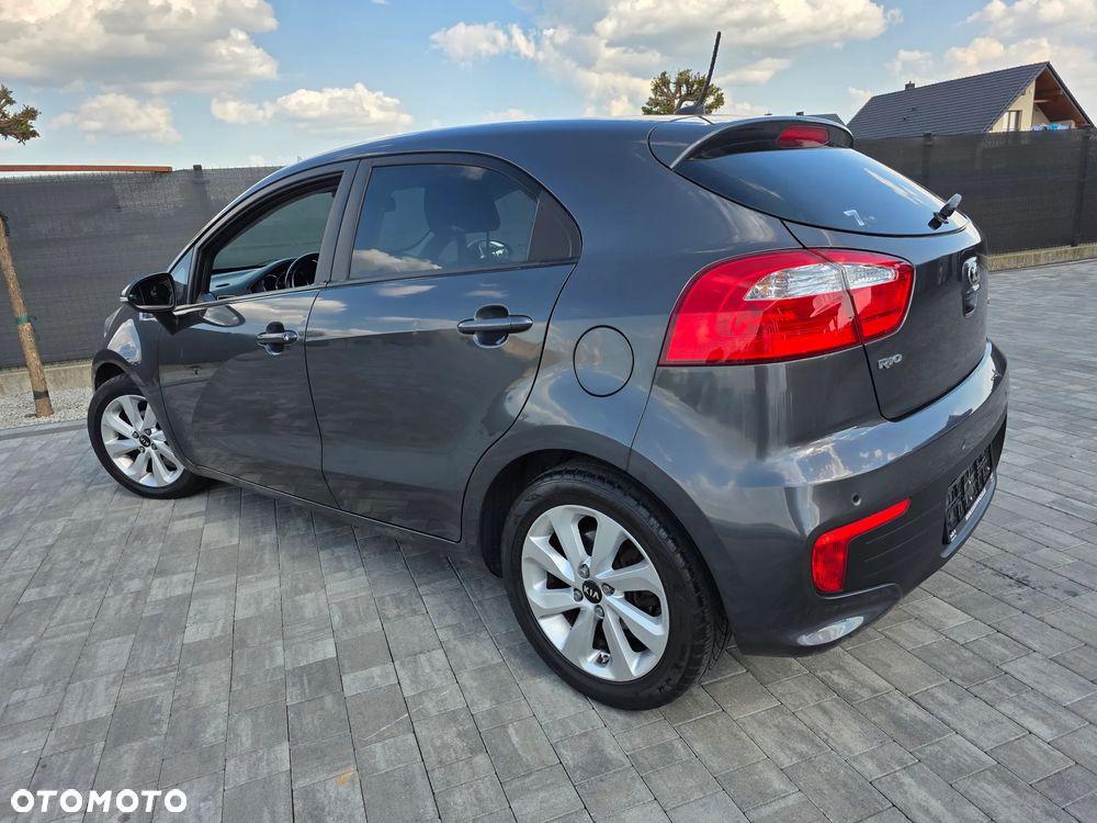 Kia Rio 1.2 Dream Team Edition - 19