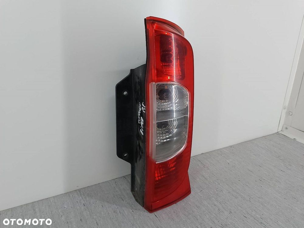 LAMPA TYLNA PRAWA PEUGEOT BIPPER 11-B829 - 7