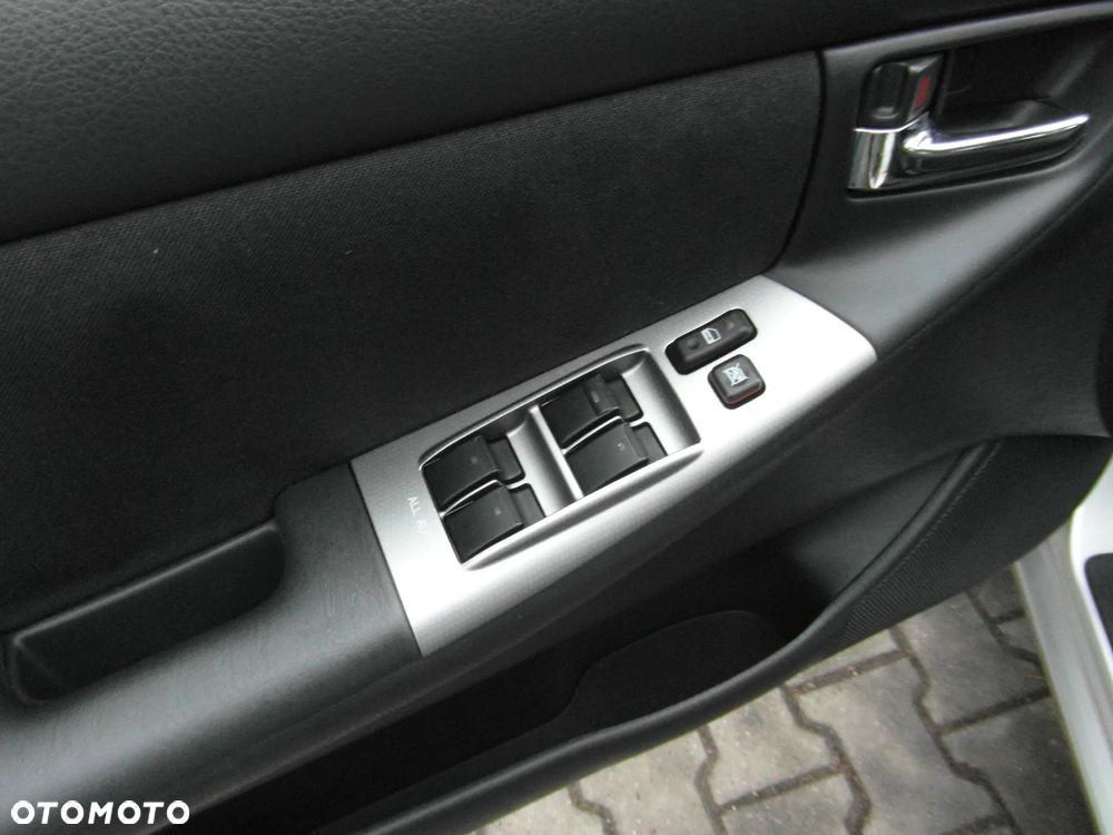 Toyota Corolla 1.6 VVT-i Automatik Edition - 15