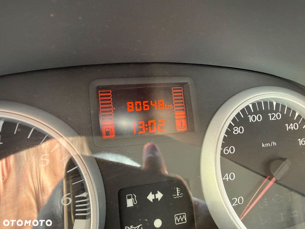Dacia Duster 1.6 - 15