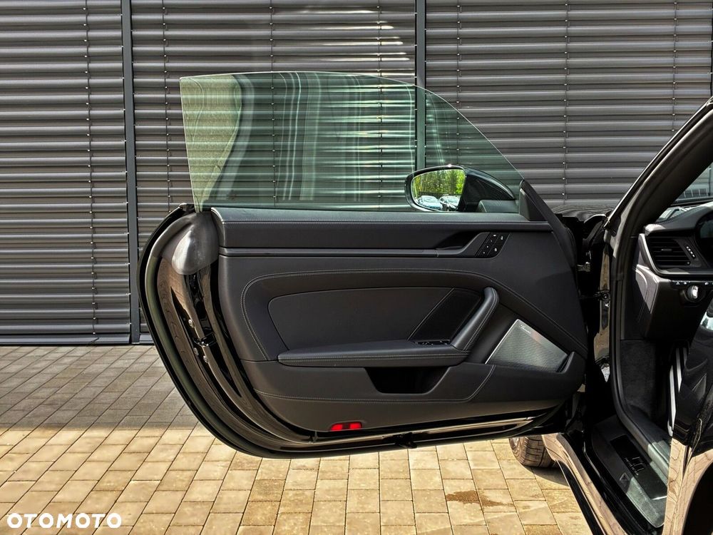 Porsche 911 - 18