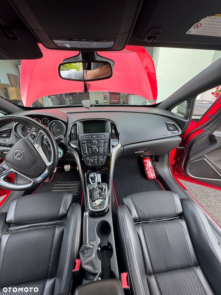 Opel Astra OPC Start/Stop - 17