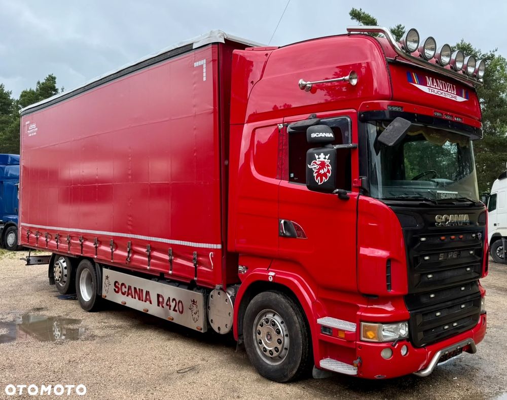 Scania R420 TOPLINE 6x2 JUMBO OŚ PODNOSZONA i SKRĘTNA ALUFELGI ZABUDOWA ALUMINIOWA FIRANKA DŁ:7.80m NOWA PLANDEKA!!!! MANUAL RETARDER KLIMA 2xALUTANK SKÓRA XENONY LEDY ORUROWANIE Z HALOGENAMI EURO 5 2008r WAGA:9600kg ŁADOWNOŚĆ:16400KG ŁADNA IGŁA - 2