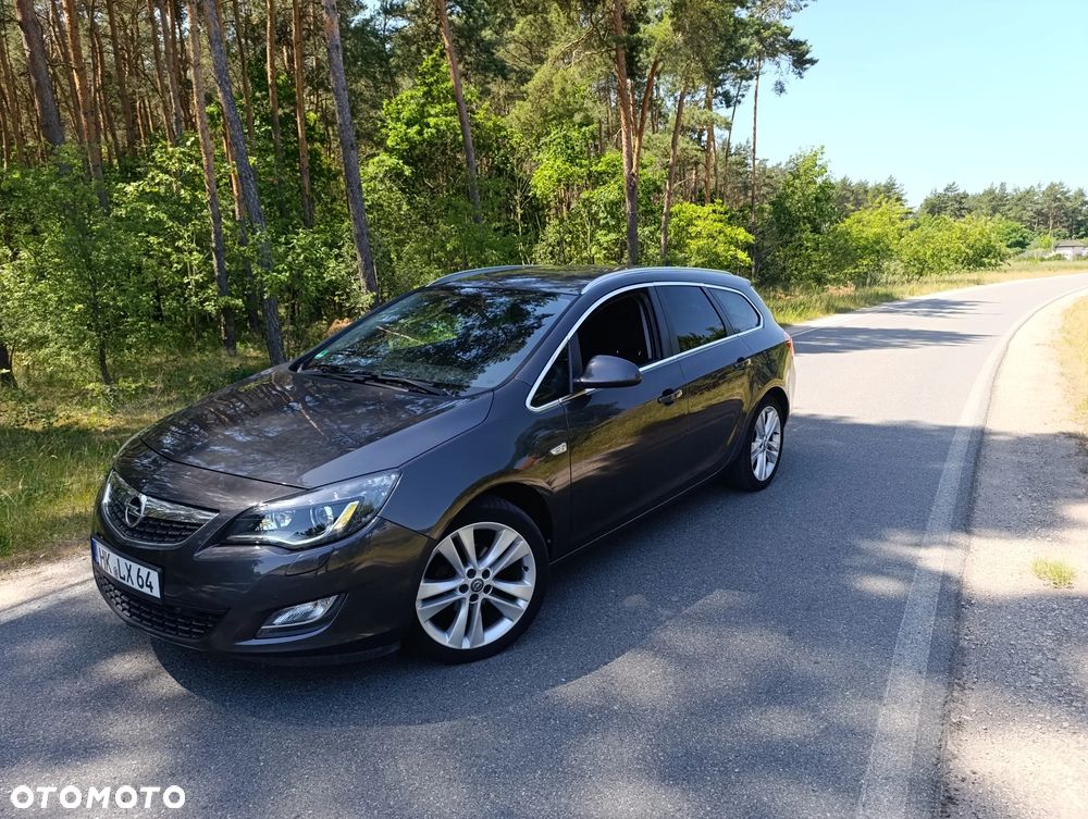 Opel Astra 1.4 T Cosmo S&S - 2