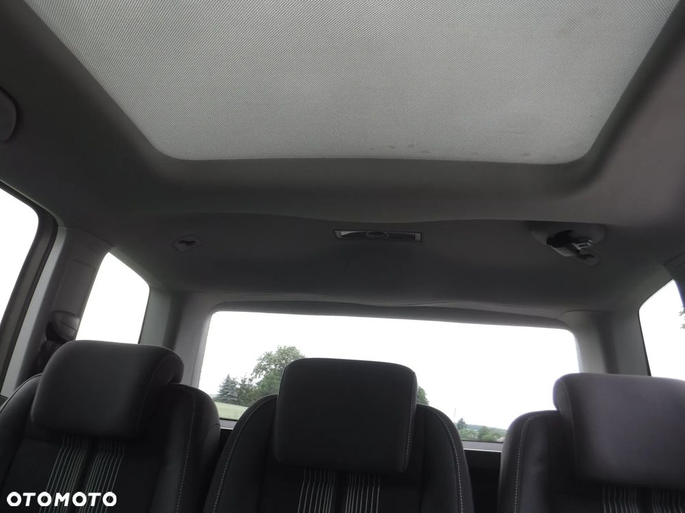 Volkswagen Touran 1.4 TSI MATCH - 23
