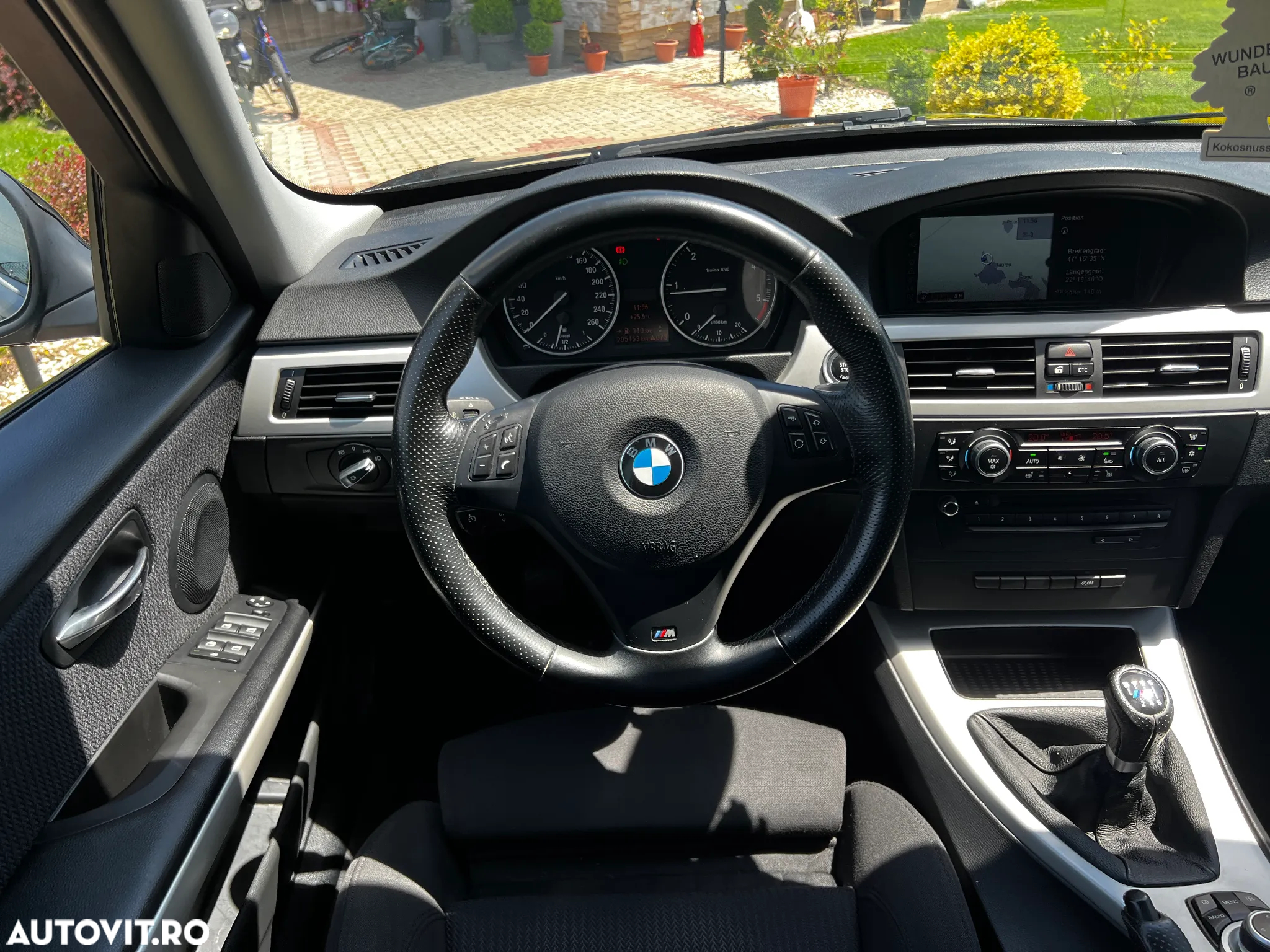 BMW Seria 3 320d DPF Touring - 29