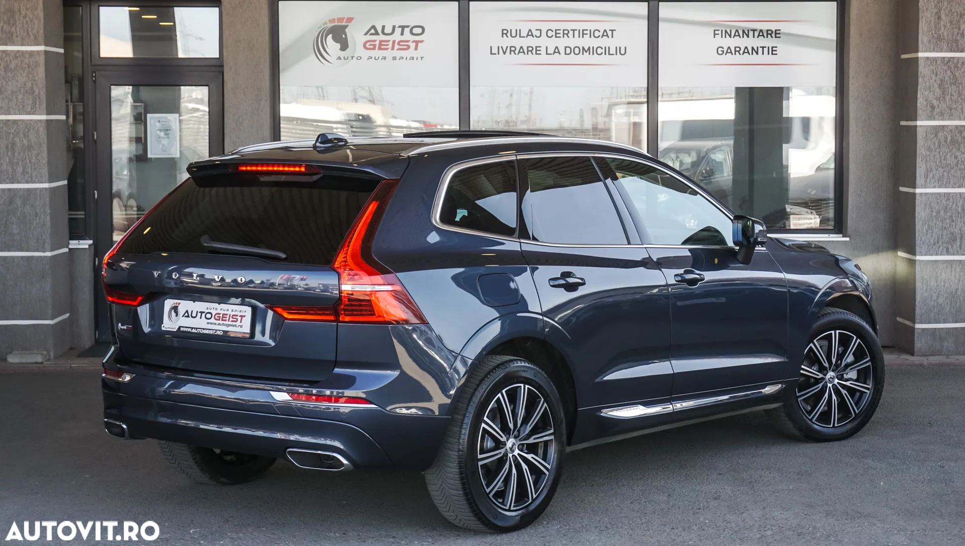 Volvo XC 60 D5 AWD Geartronic Inscription - 5