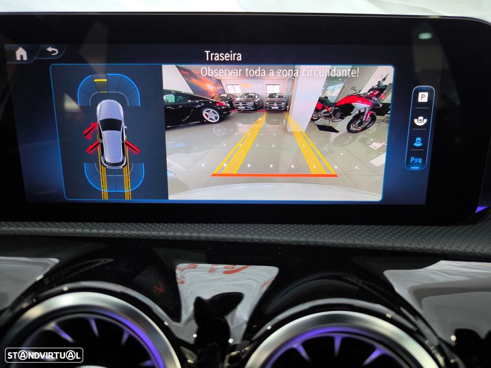 Mercedes-Benz A 250 e AMG Line - 14