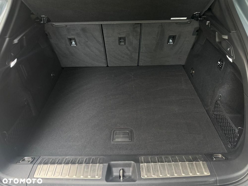Porsche Macan - 30