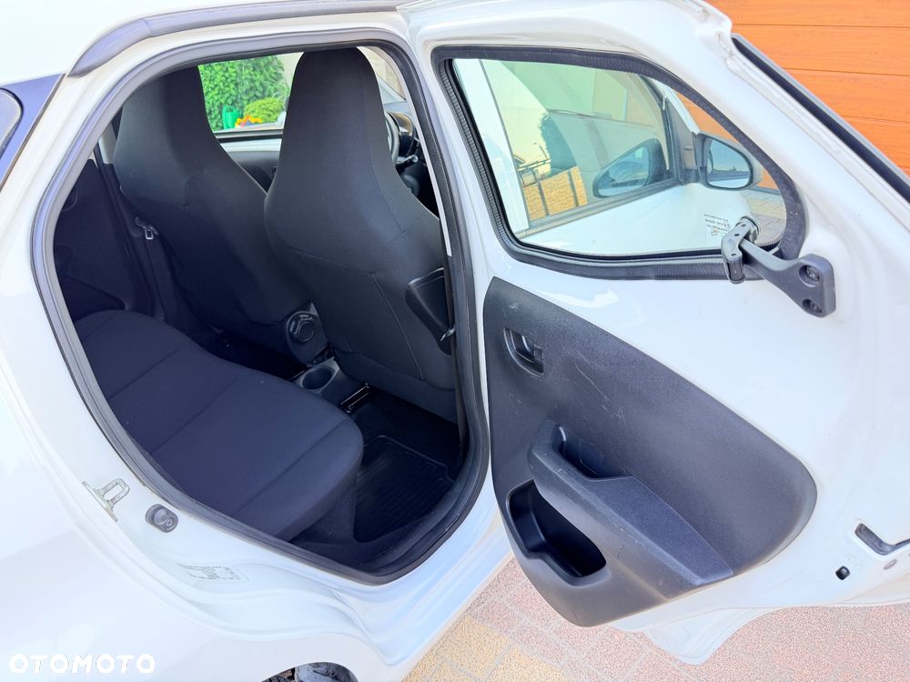 Toyota Aygo 1.0 VVT-i Sprint EU6 - 24