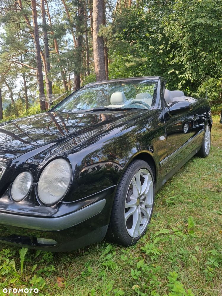 Mercedes-Benz CLK - 1