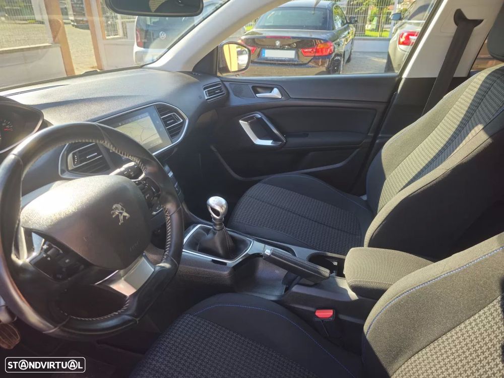 Peugeot 308 1.5 BlueHDi Style - 8